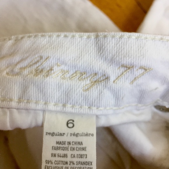 American Eagle Jeans | White | Size: 6 - Picture 4 of 5